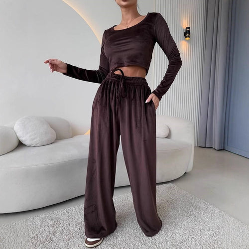 Women's cropped top and wide leg trousers set Skjora