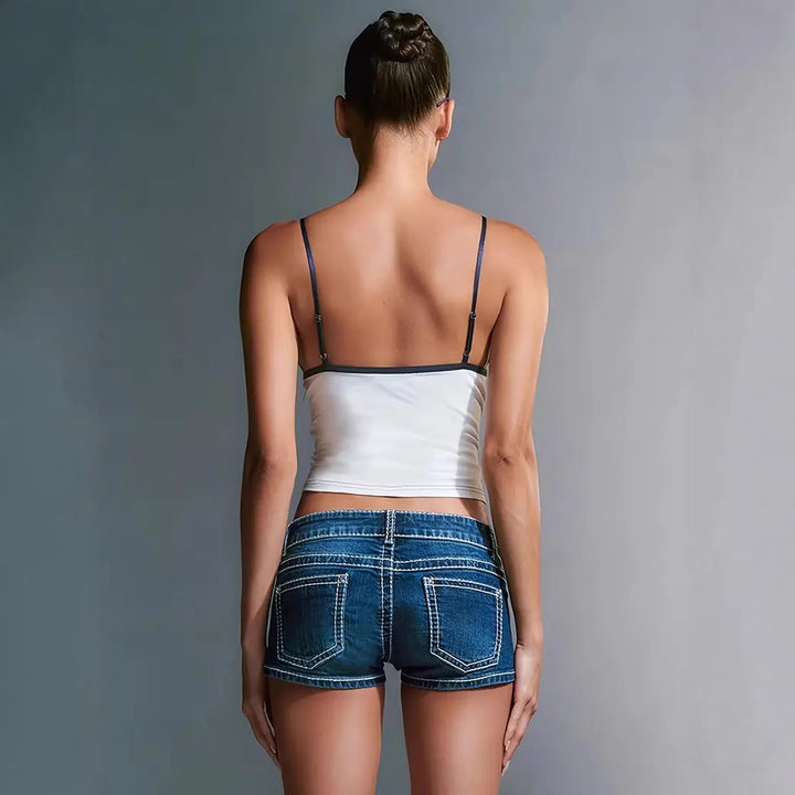 Dame Crop-Top med dyp V-hals og justerbare stropper Skjora