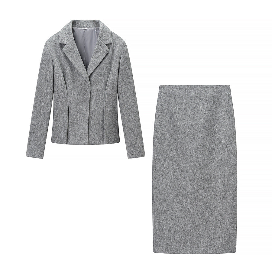 Kvinne kontor dress i en elegant snitt med en tilpasset blazer og blyantskjørt Skjora