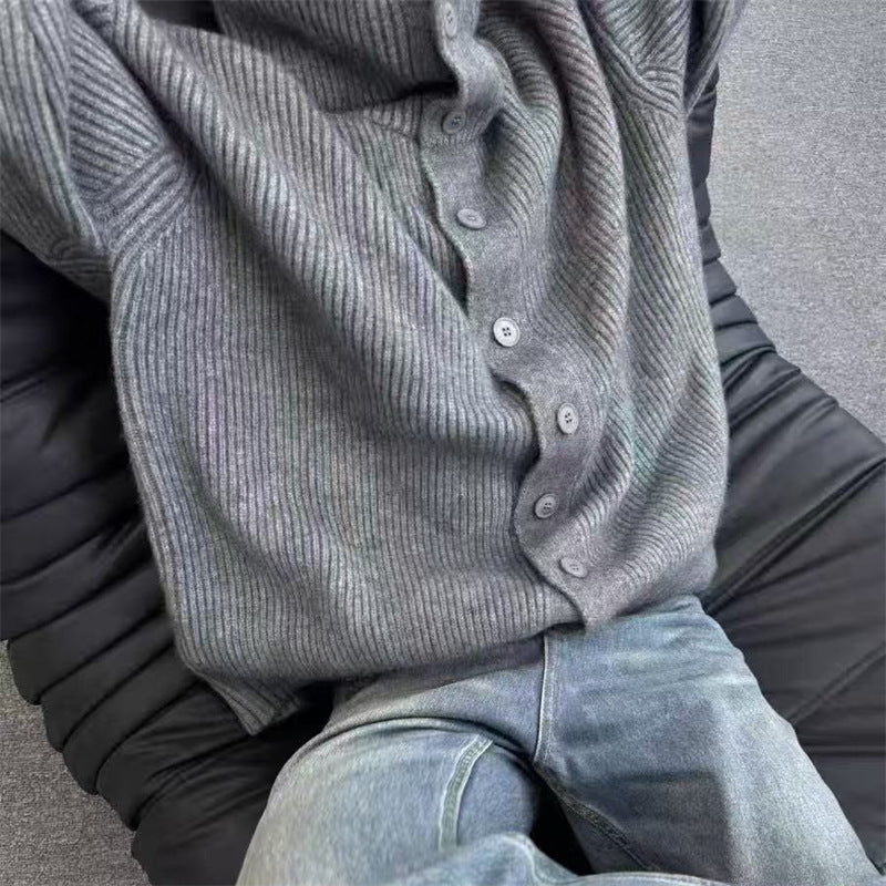 Kvinners koselige cardigan med vide ermer og dekorative knapper Skjora