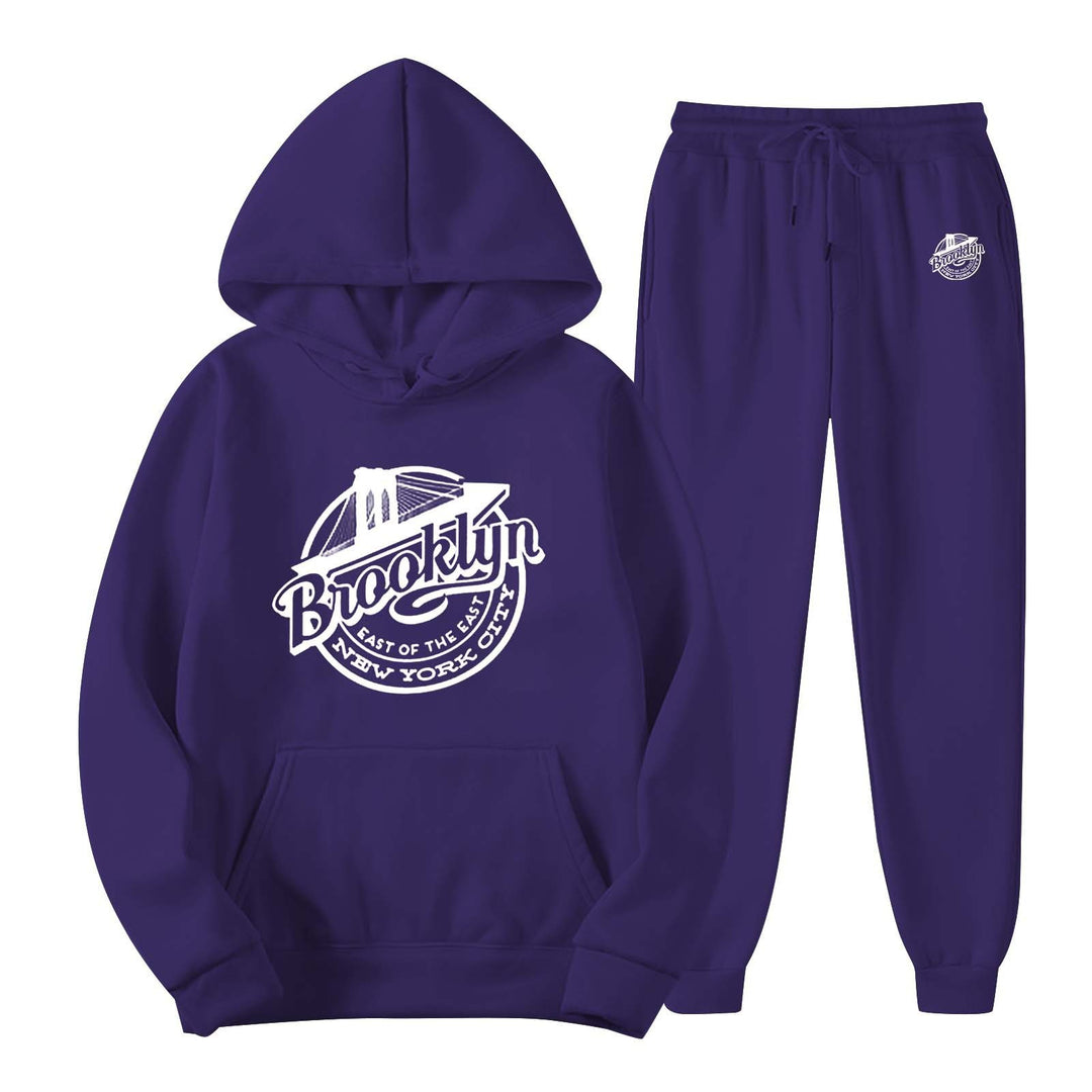 Kvinnes avslappende sweat suit med stilfull Brooklyn trykk Skjora