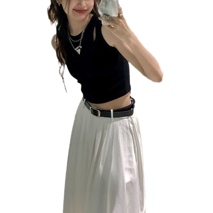Dame crop top med elastisk midjebånd og asymmetrisk utringning Skjora