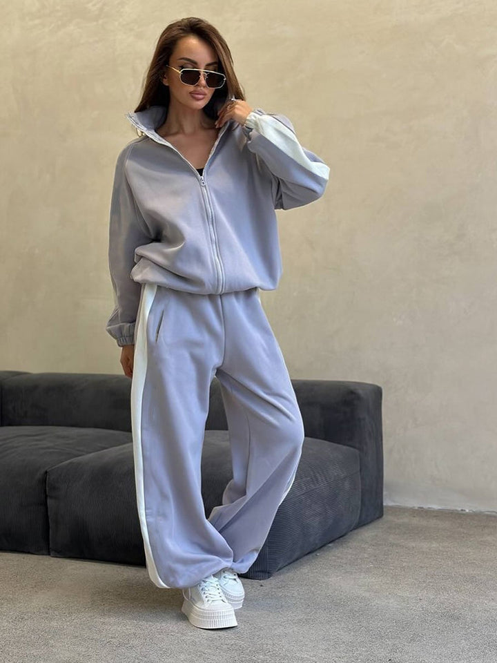 Kvinnelig Sporty Fleece Sweat Set med Høy Krage og Side Striper Skjora