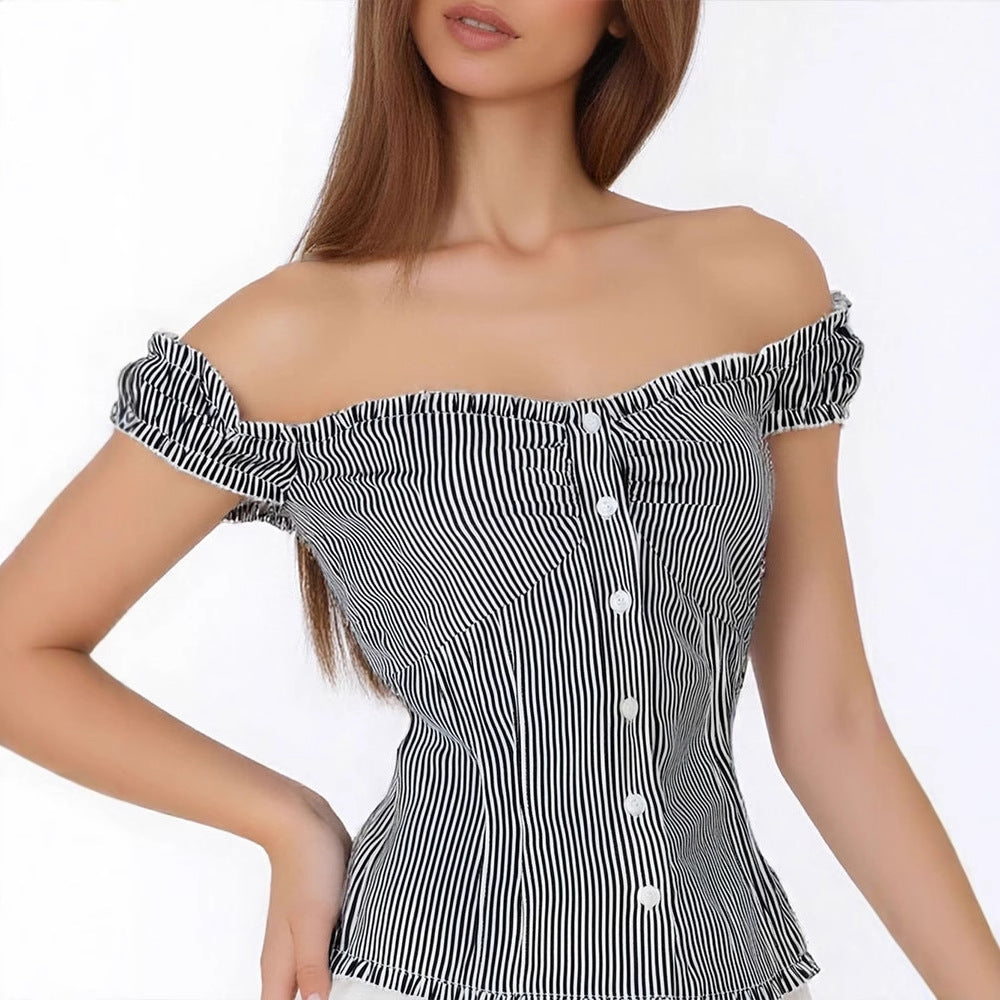 Dame Off-Shoulder Bluse med fine ruffle-detaljer og stripete mønster Skjora