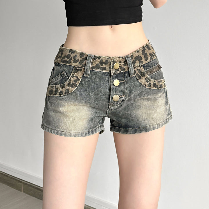 Dame Korte Jeansshorts med P leopardmønster og rynket belte Skjora