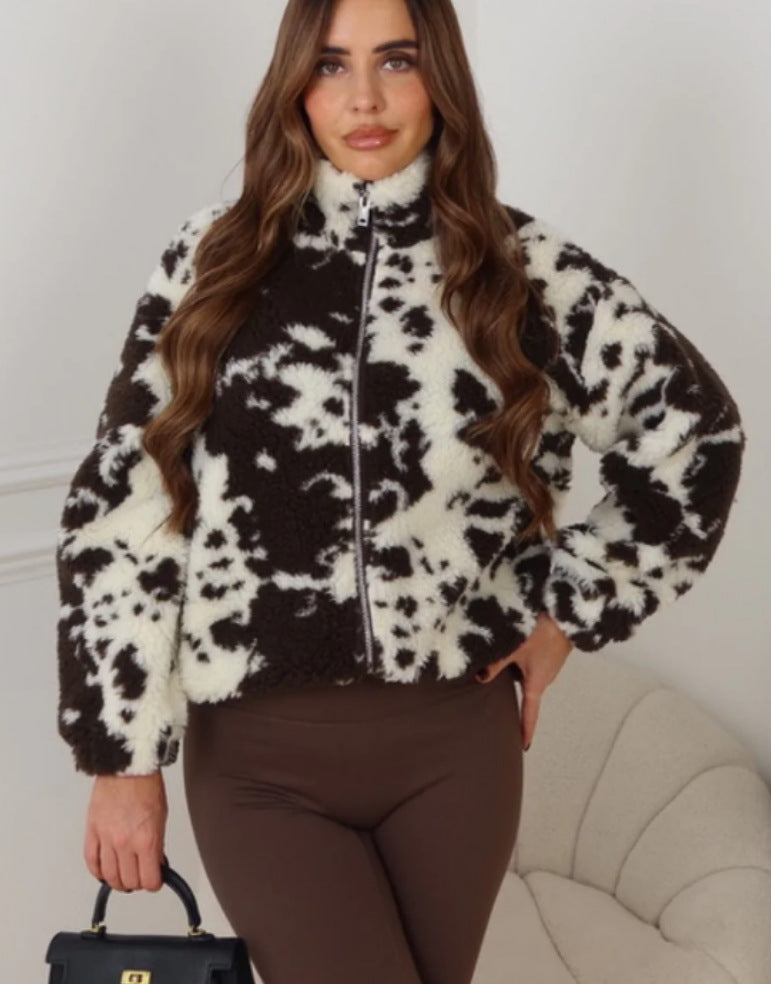 Dame Cozy Fleece Jakke med Høy Krage og Trendy Dalmatiner Trykk Skjora