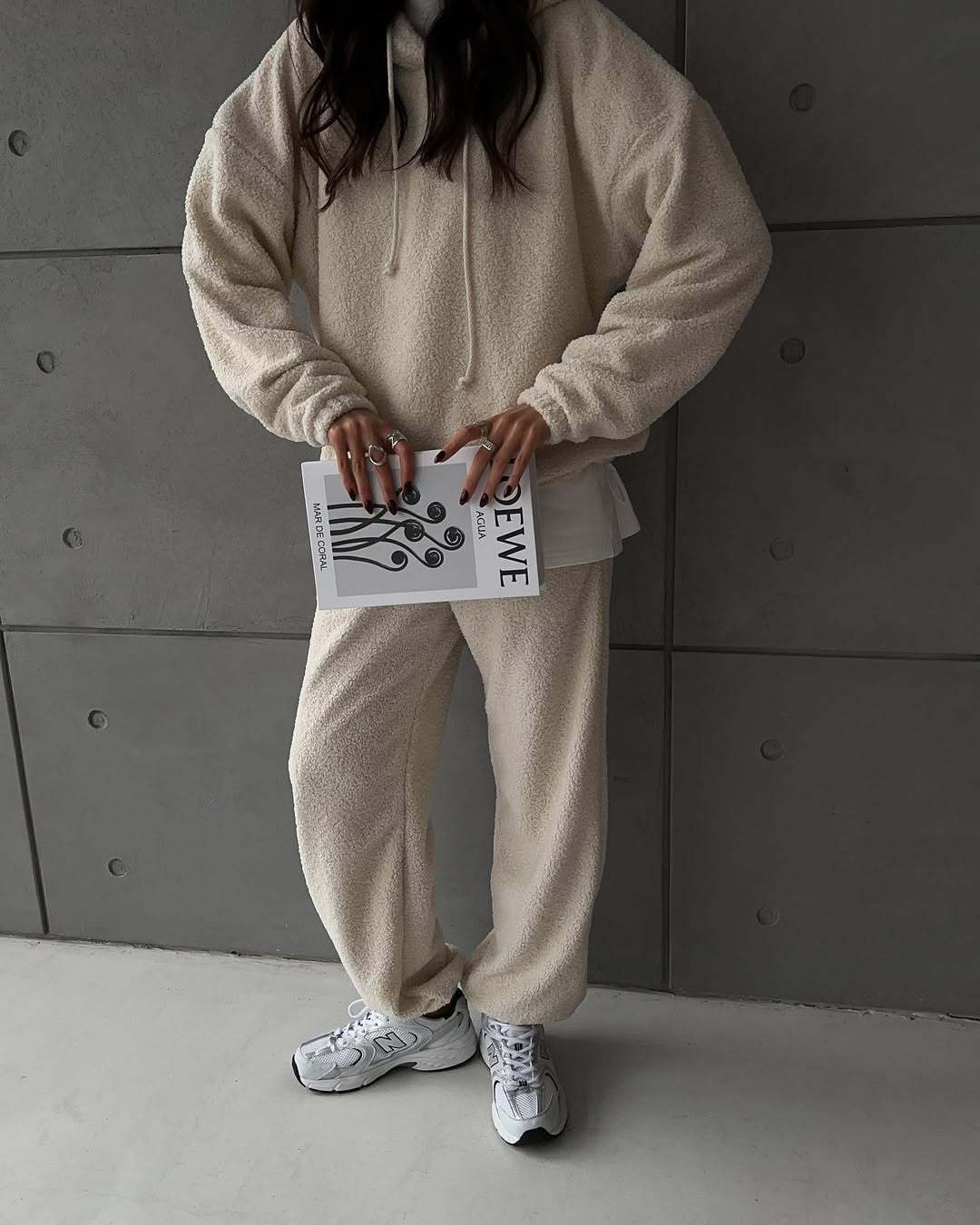 Kvinnens Komfortable Fleece Hoodie og Bukse Sett Skjora