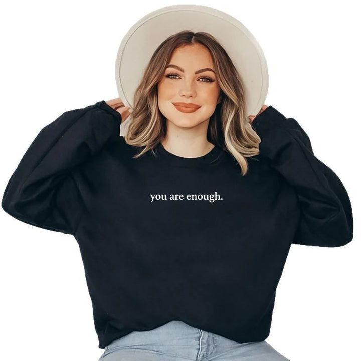 Kvinne sweatshirt med inspirerende design og komfortabel passform Skjora