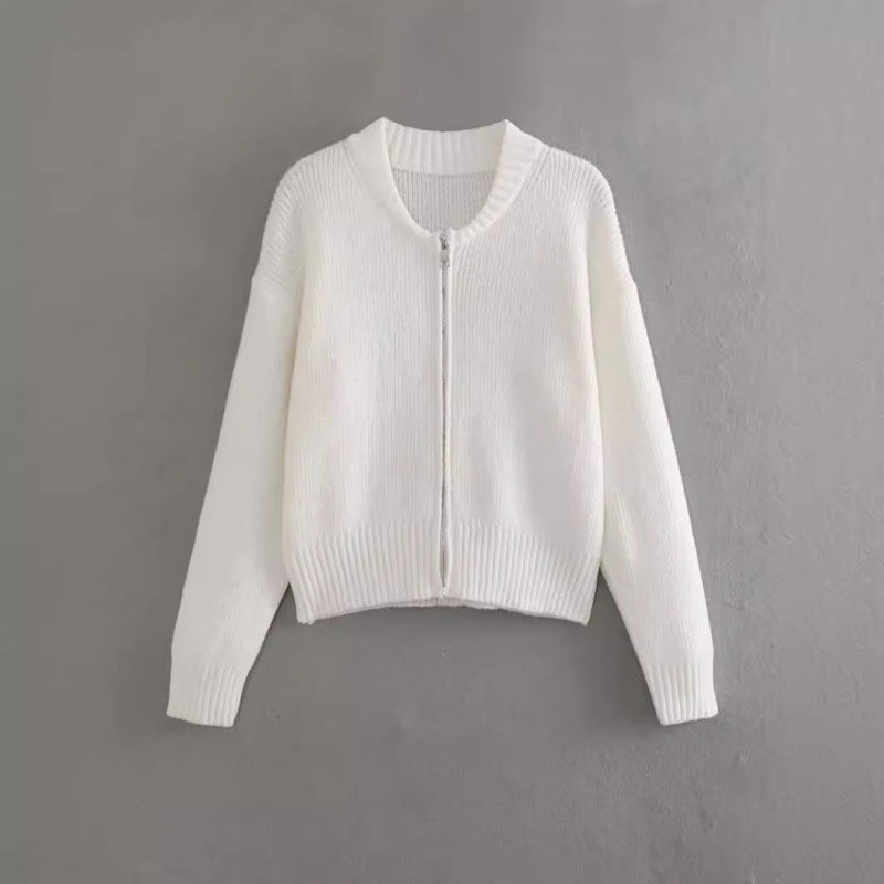 Kvinnes moderne cardigan med voluminøse ermer og glidelås Skjora