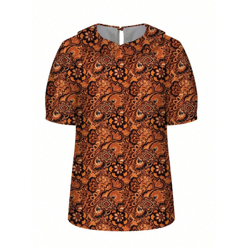 Dame kortermet bluse med florale accenter og klassisk krage Skjora
