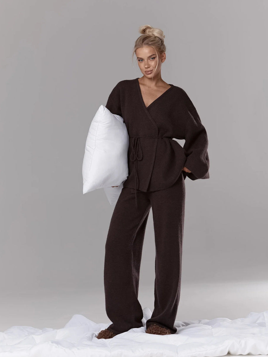 Dames lounge-set med avslappet kimono-topp og behagelige bukser Skjora
