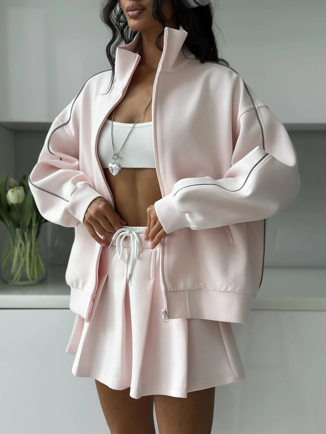 Dames sporty oversized jakke med høy krage Skjora