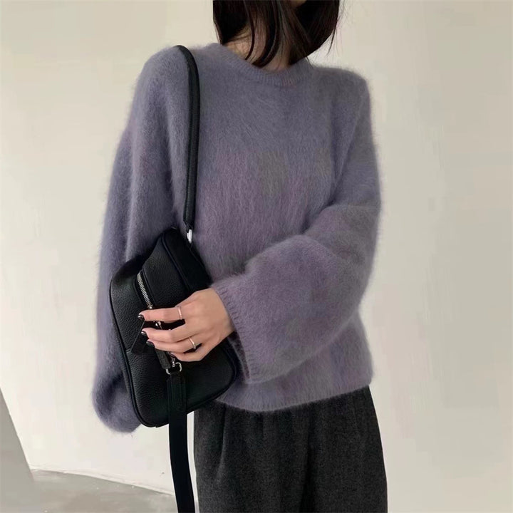 Kvinners fluffy genser med oversized snitt laget av mohairull Skjora