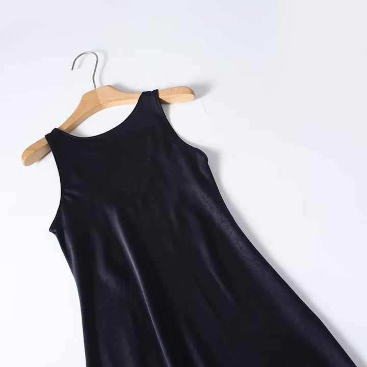 Damer Lang Silke Kjole med elegant U-back Skjora