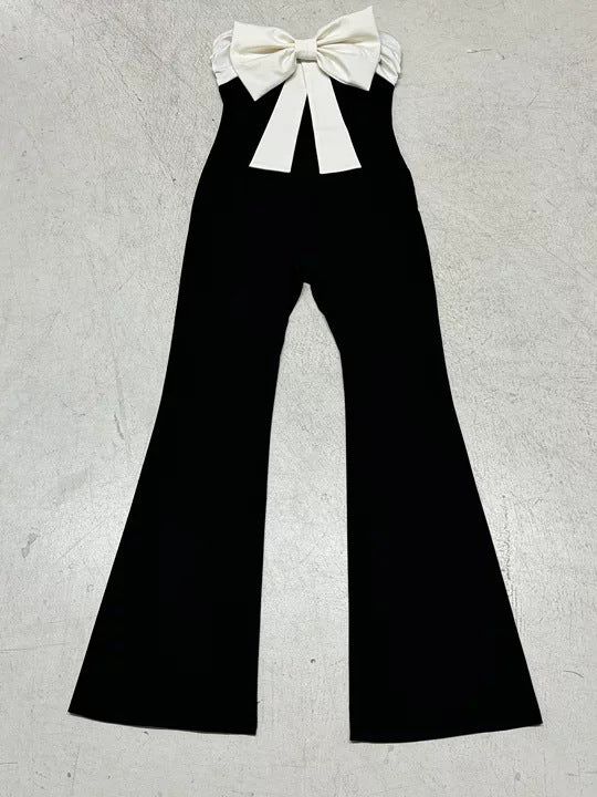 Damer elegant jumpsuit med sløyfedetaljer og vide ben Skjora