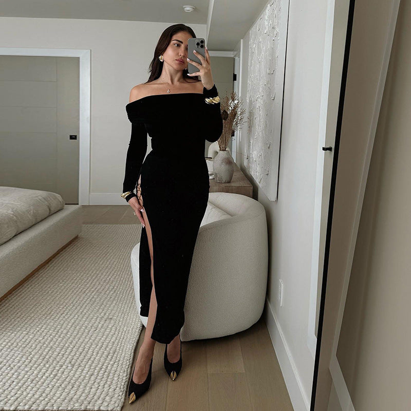 Dame off-shoulder maxikjole med elegant drapering og transparent overdel Skjora
