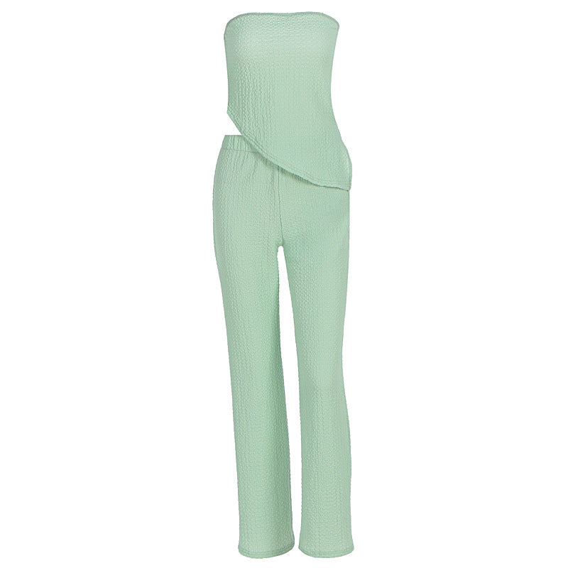 Dame elegant jumpsuit med off-shoulder design og asymmetrisk hem Skjora