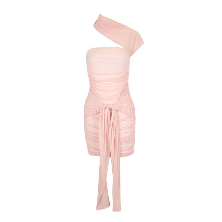 Damer mini-rufflekjole med asymmetrisk snitt og dekorative draperinger Skjora