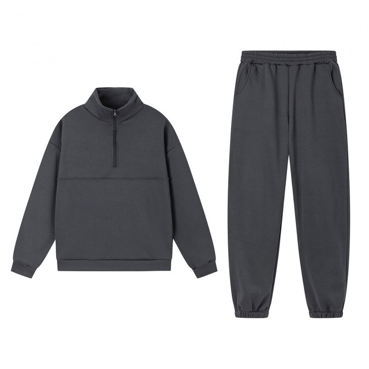 Sporty sweatshirt-set for women with high collar and elastic cuffs Skjora