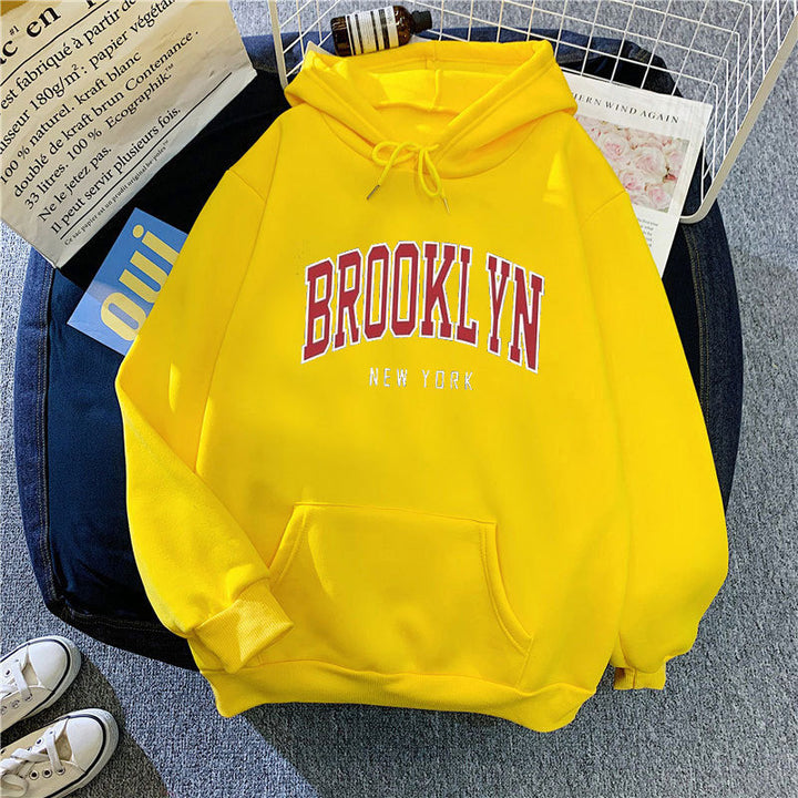 Damen Kapuzenpullover mit stylischem Brooklyn-Print Skjora