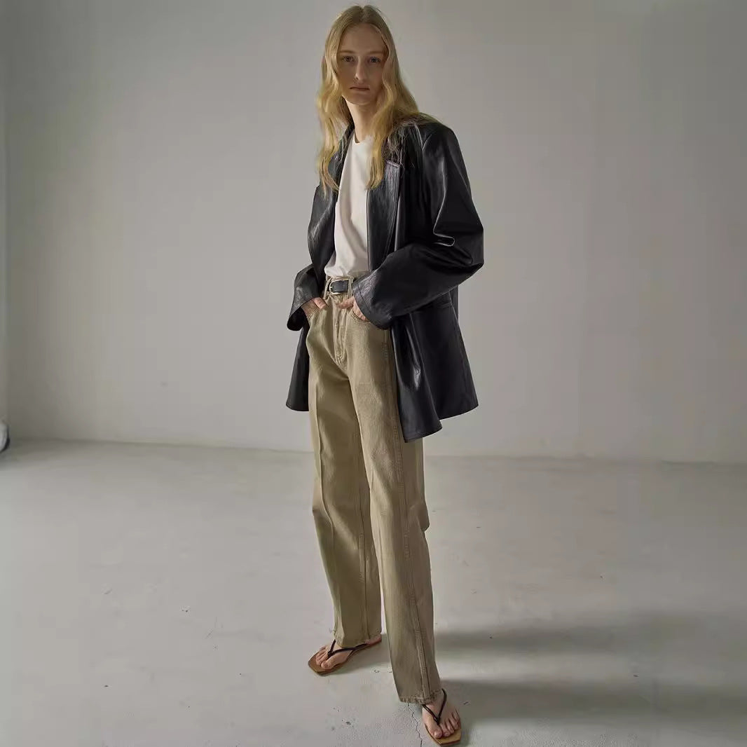 Dame avslappet oversized-blazer laget av høykvalitets kunstlær Skjora