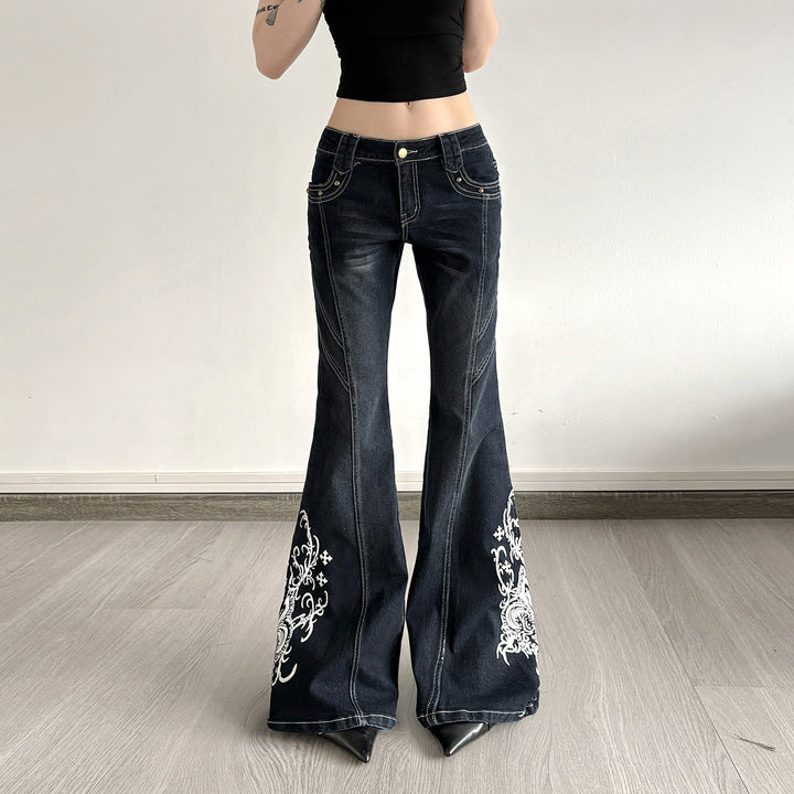 Damejeans med utsvingte ben og elegant broderi Skjora