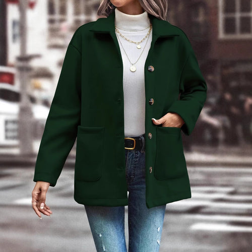 Damer fashionable oversized jakke med knappdetaljer og praktiske lommer Skjora