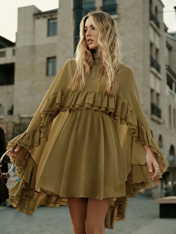 Dame Elegant rynkedress med høy hals og flytende snitt Skjora