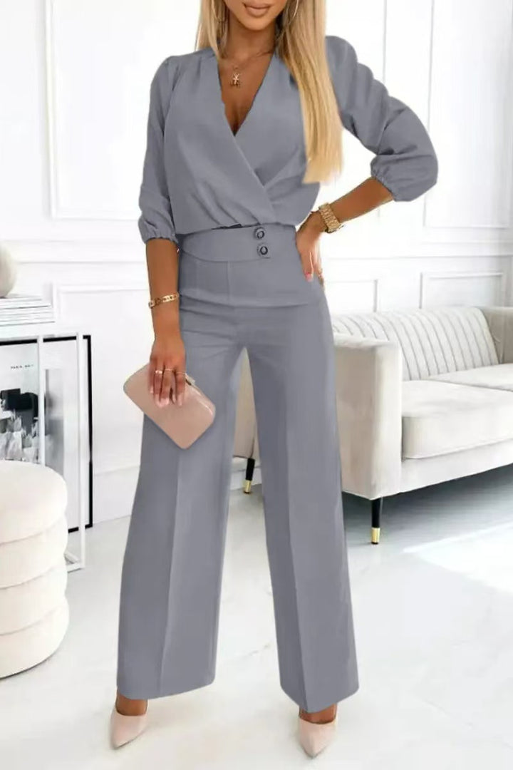 Kvinne elegant jumpsuit med omslagstopp og høyt liv ben Skjora