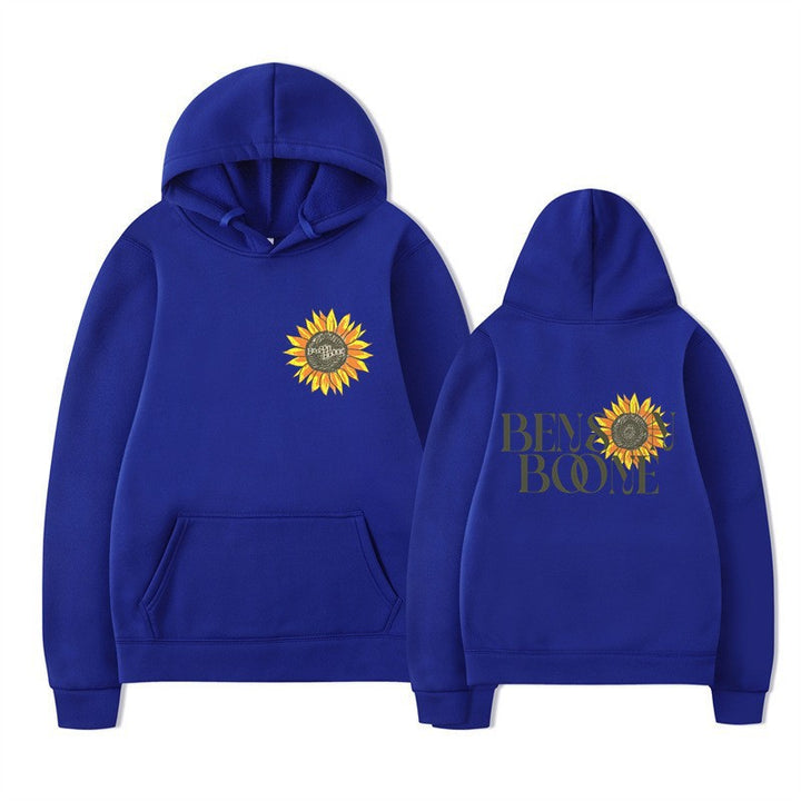 Dame hoodie med blomster grafisk design Skjora