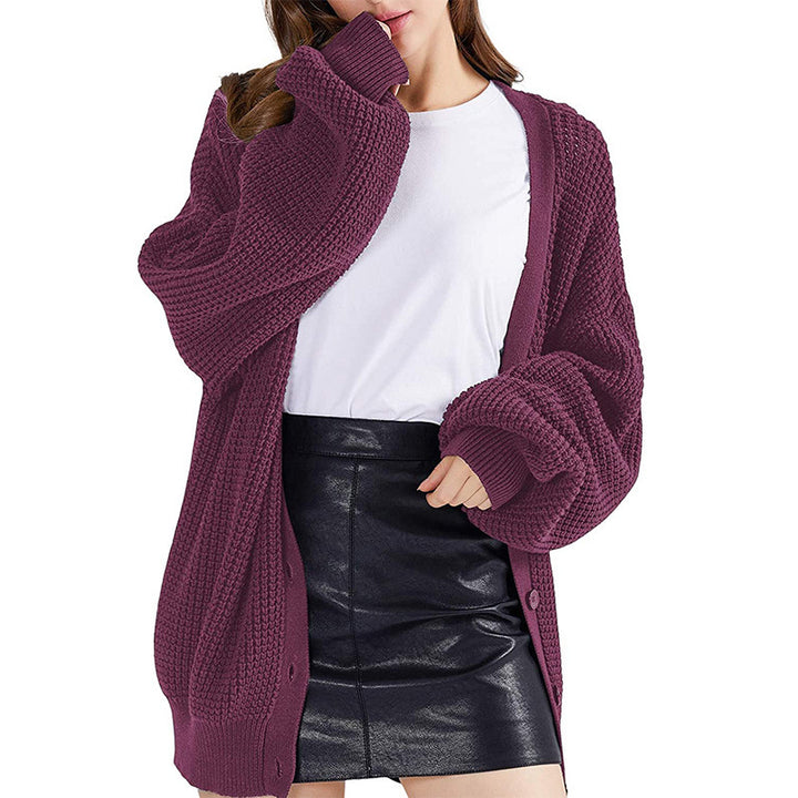 Kvinnes chunky strikket cardigan med en avslappet passform Skjora