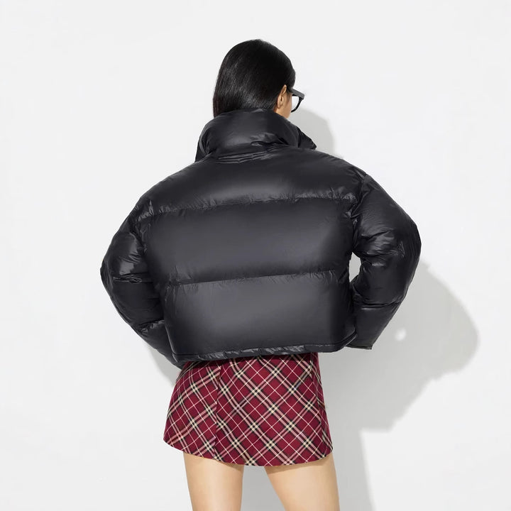 Kvinnenes fashionable dunjakke med dropped skuldre og trendy krage Skjora
