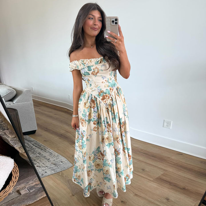 Kvinner Off-Shoulder Maxi Kjole med Blomsterdetaljer og Samlet Top