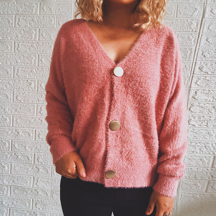 Kvinnens koselige cardigan med store knapper og oversized passform Skjora