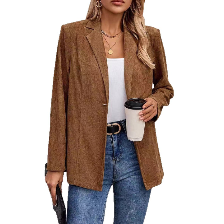 Kvinne Elegant Blazer laget av fløyelsmykt stoff med en strukturert overflate Skjora