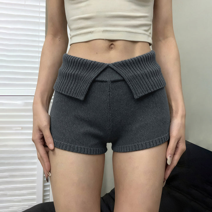 Dame komfortable og elegante strikkede shorts med høy midje Skjora