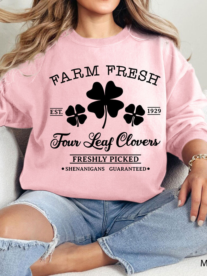 Dames fritidssweatshirt med vintage-inspirert kløvermotiv og komfortabel passform Skjora
