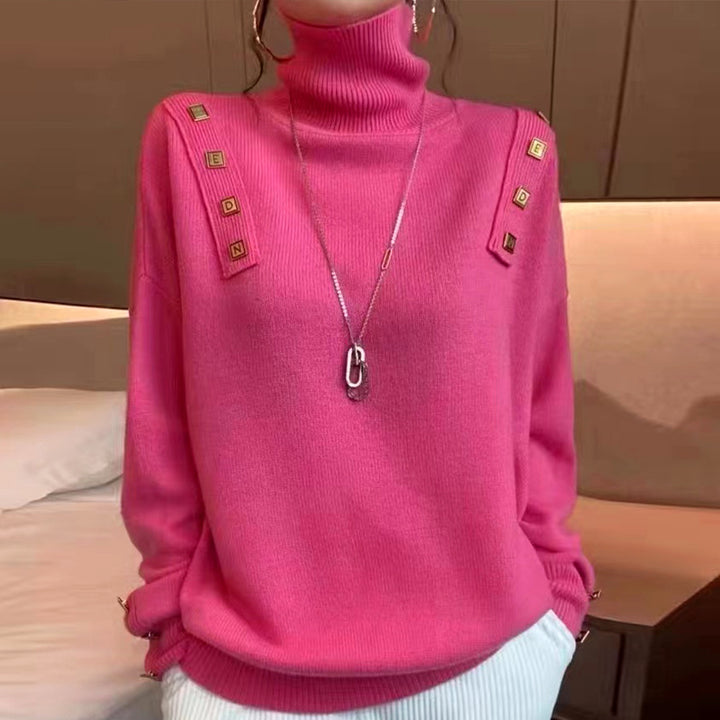Dames fashionable turtleneck genser med dekorative knappe detaljer Skjora