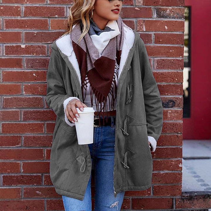Women's comfortable and stylish outdoor jacket with fleece lining and adjustable drawstring Skjora