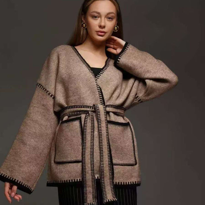 Kvinne cardigan med vide ermer og justerbart belte Skjora