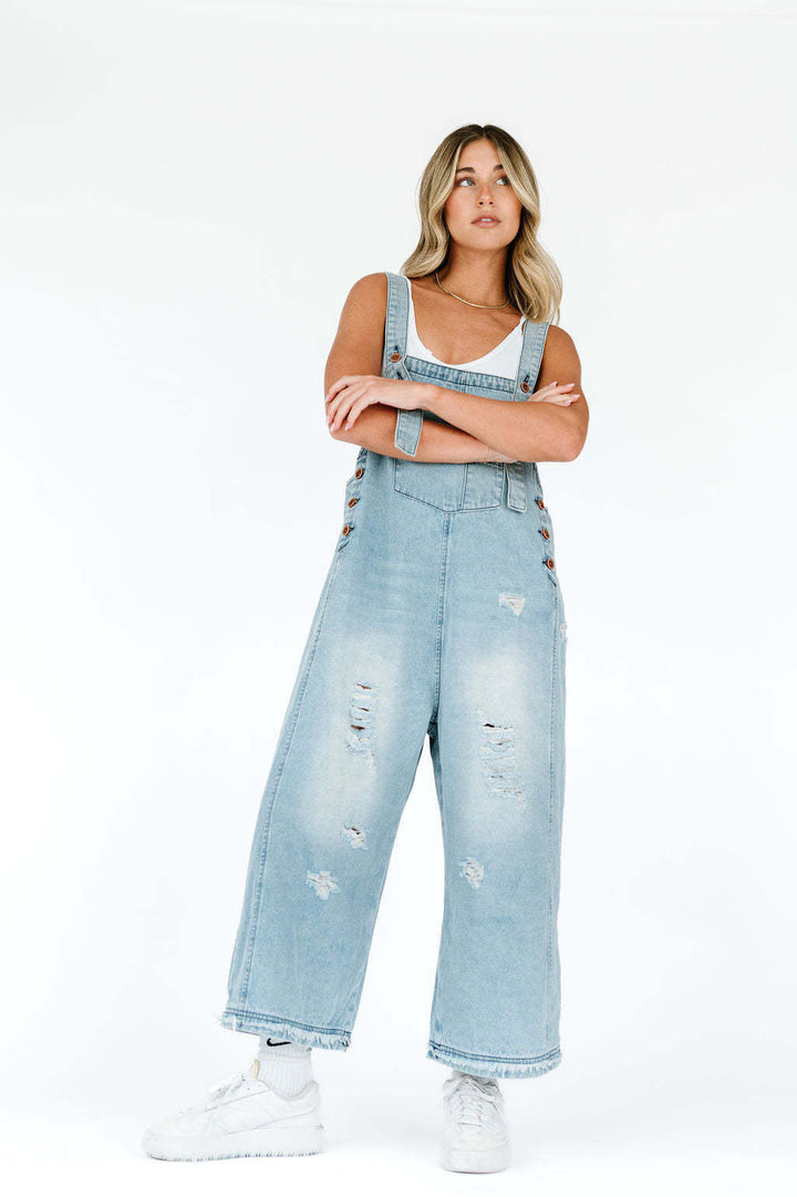 Dame casual denim overalls med trendy destroyed-detaljer Skjora