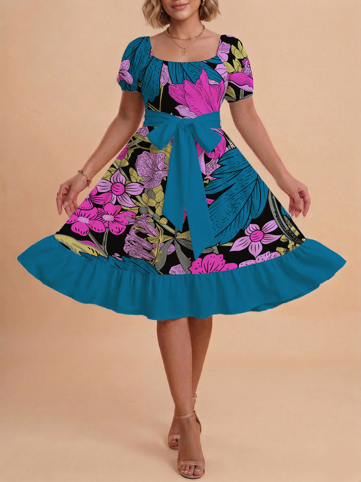 Damen modernes Blumenkleid mit elegantem Taillengürtel und asymmetrischem Saum Skjora