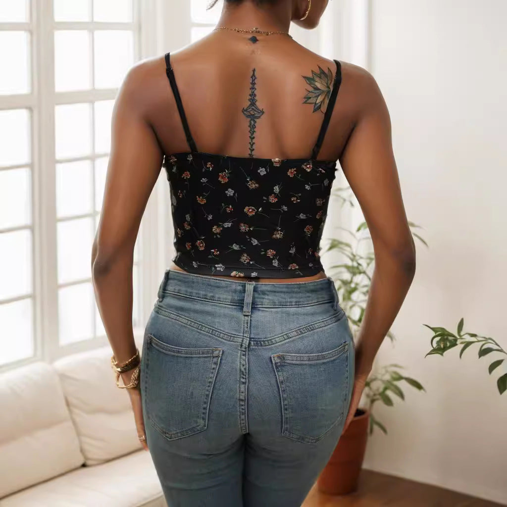 Dame spiss-cami-top med blomsterdesign Skjora