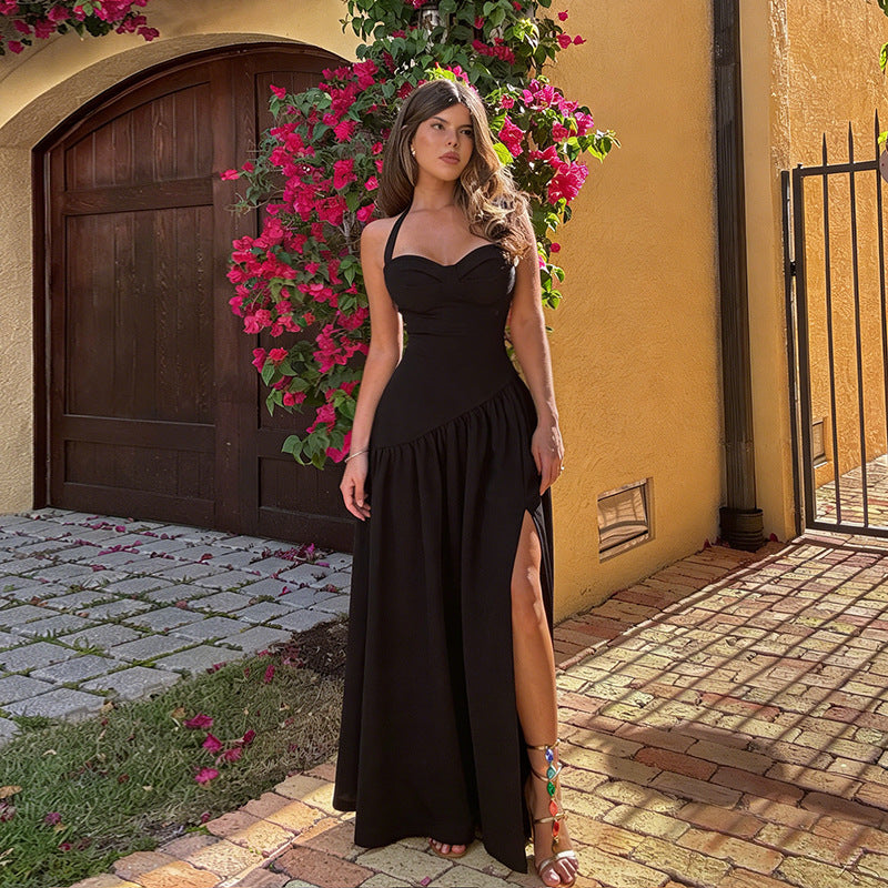 Dame off-shoulder Maxikjole med raffinert halterneck og flytende skjørt Skjora