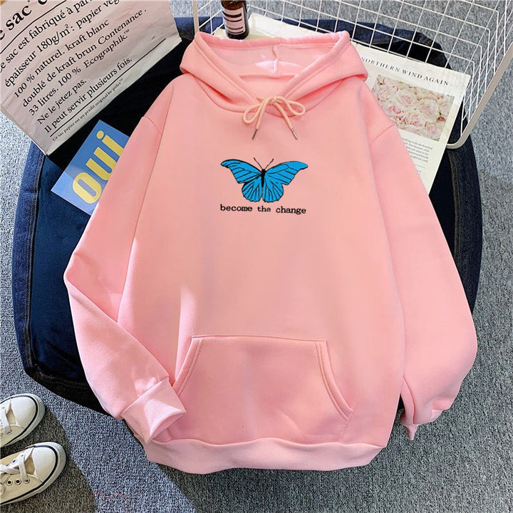 Dame hoodie med kort snitt og unikt sommerfuglmotiv Skjora