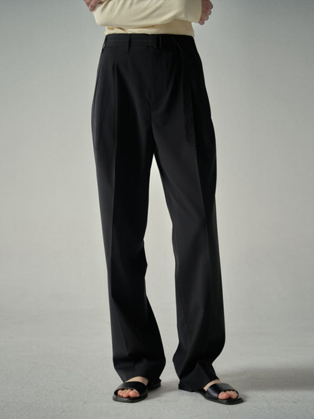 Damer elegant stoffbukse med høy liv og stilig belte Skjora