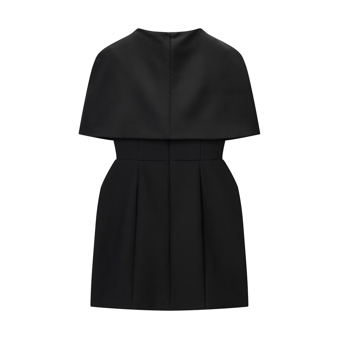 Damer elegant brudekjole med cape-ermer og innsvingt snitt Skjora