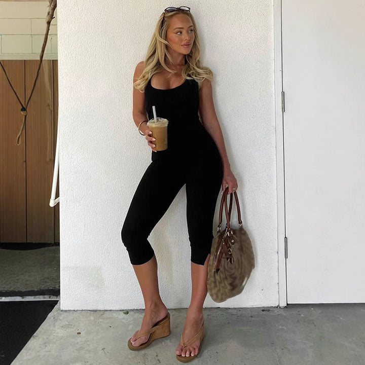 Dame Kortsarm Jumpsuit med moderne Polo-krage og tettsittende snitt Skjora