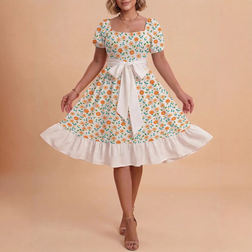 Damen Midikleid mit verspieltem Druck und tailliertem Schnitt Skjora