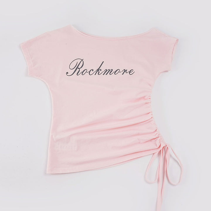 Damer Off-Shoulder T-skjorte med rynker og trendy trykk Skjora
